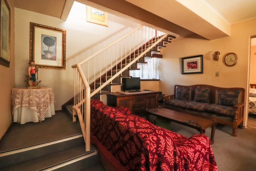 4 Bedroom Property for Sale in Adamayview North West
